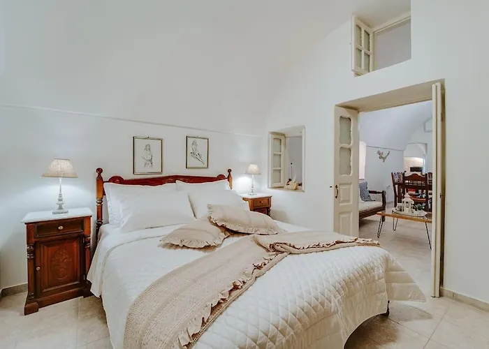 Moon Cactus Traditional Cave With Jacuzzi * Μεσαριά