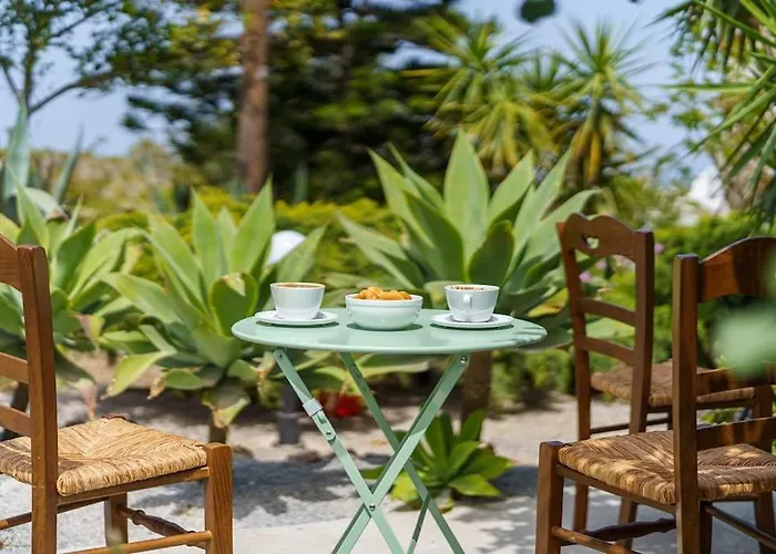 Moon Cactus Traditional Cave With Jacuzzi Βίλα *