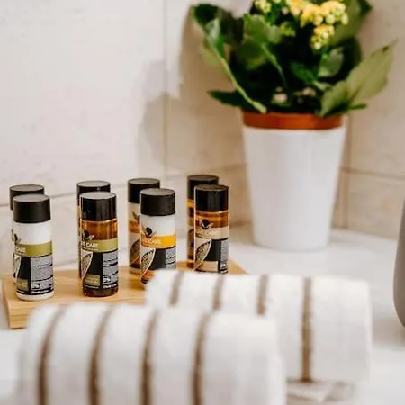 别墅 Moon Cactus Traditional Cave With Jacuzzi