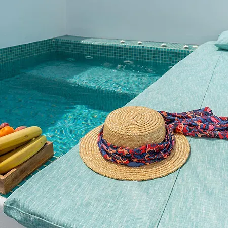 Moon Cactus Traditional Cave With Jacuzzi