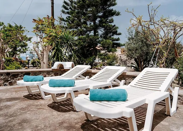 Moon Cactus Traditional Cave With Jacuzzi Mesaria