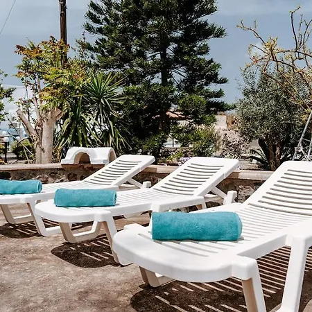 Moon Cactus Traditional Cave With Jacuzzi 메사리아