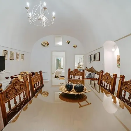 빌라 Moon Cactus Traditional Cave With Jacuzzi